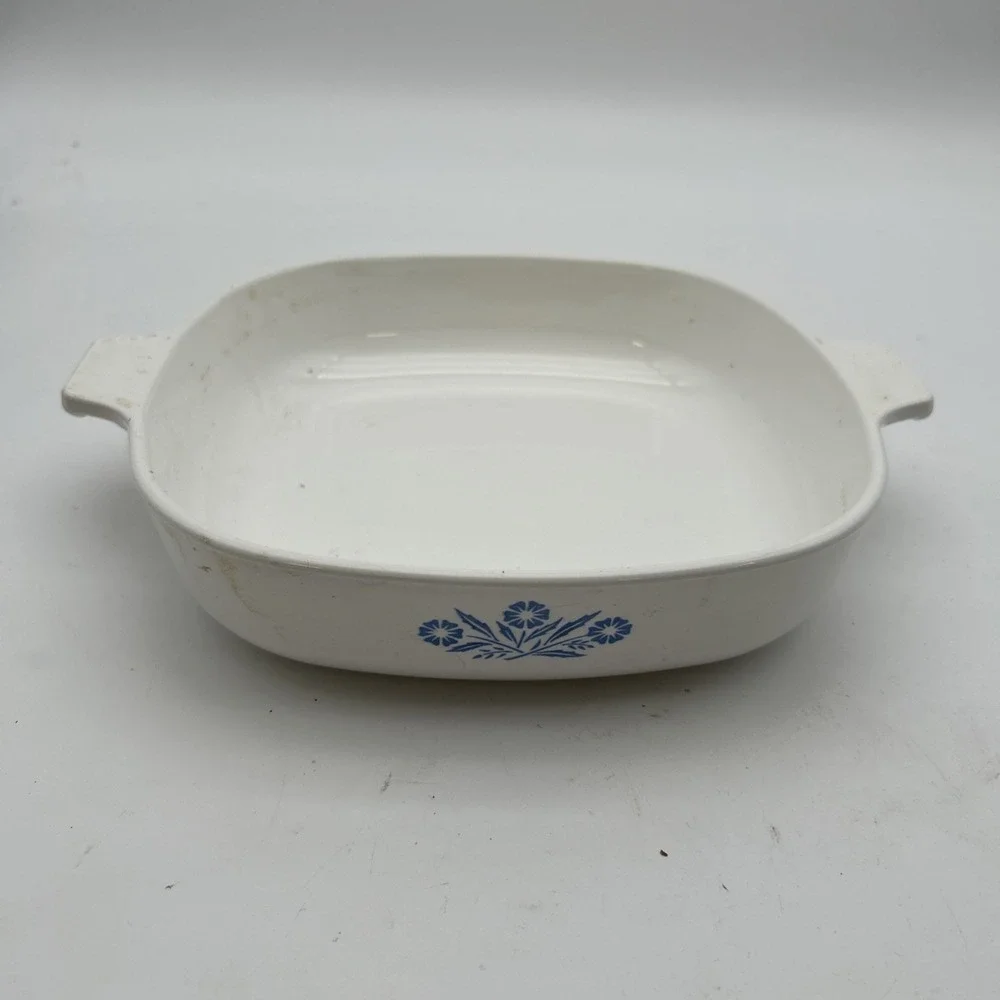 Corning Ware Blue Cornflower Casserole P-9-B  9